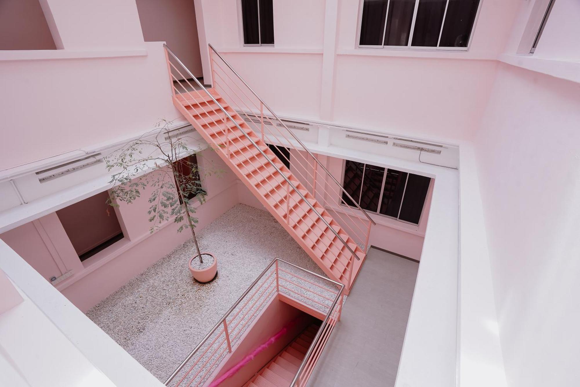 Hostel Pink