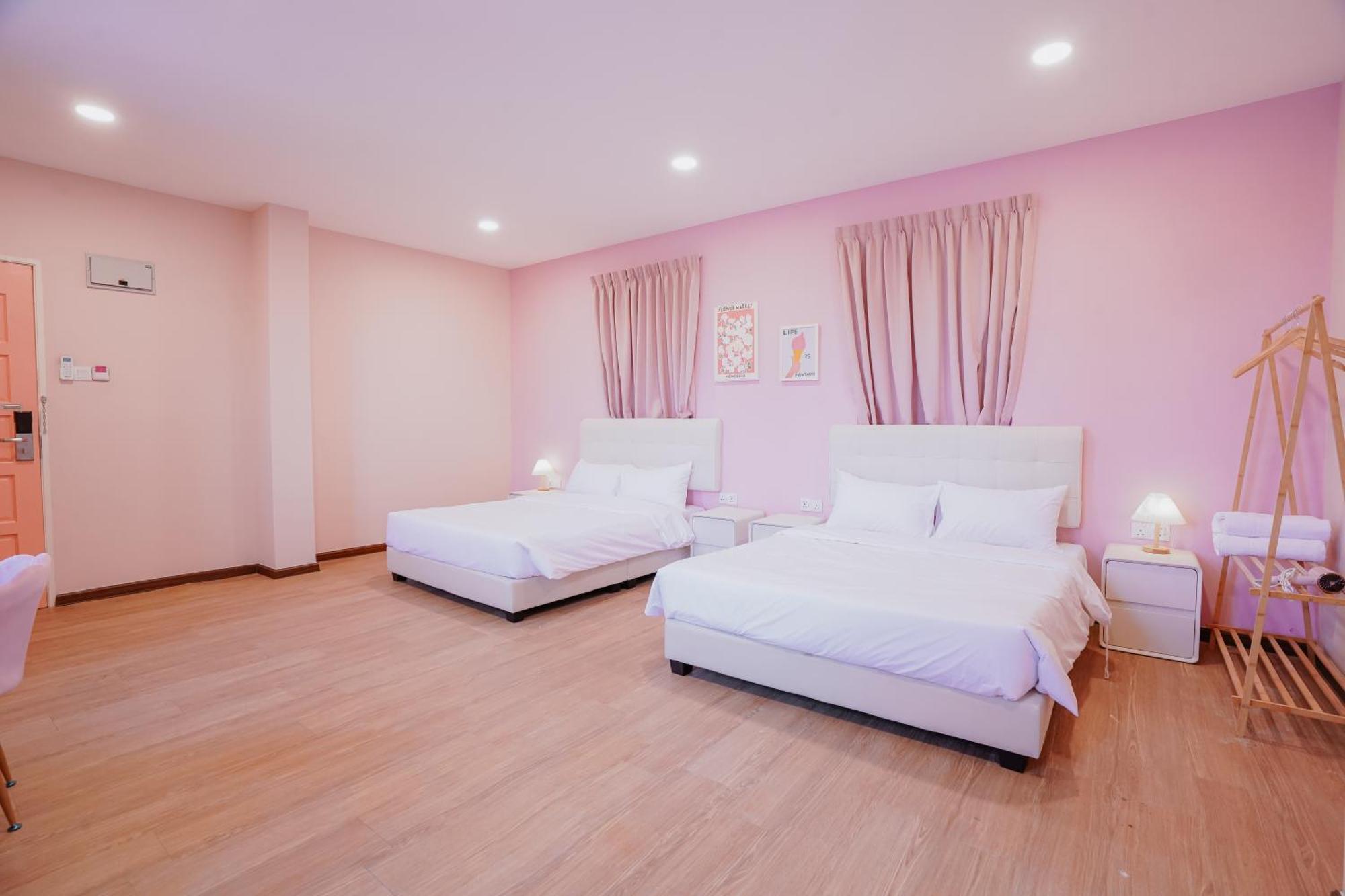 Pink * George Town