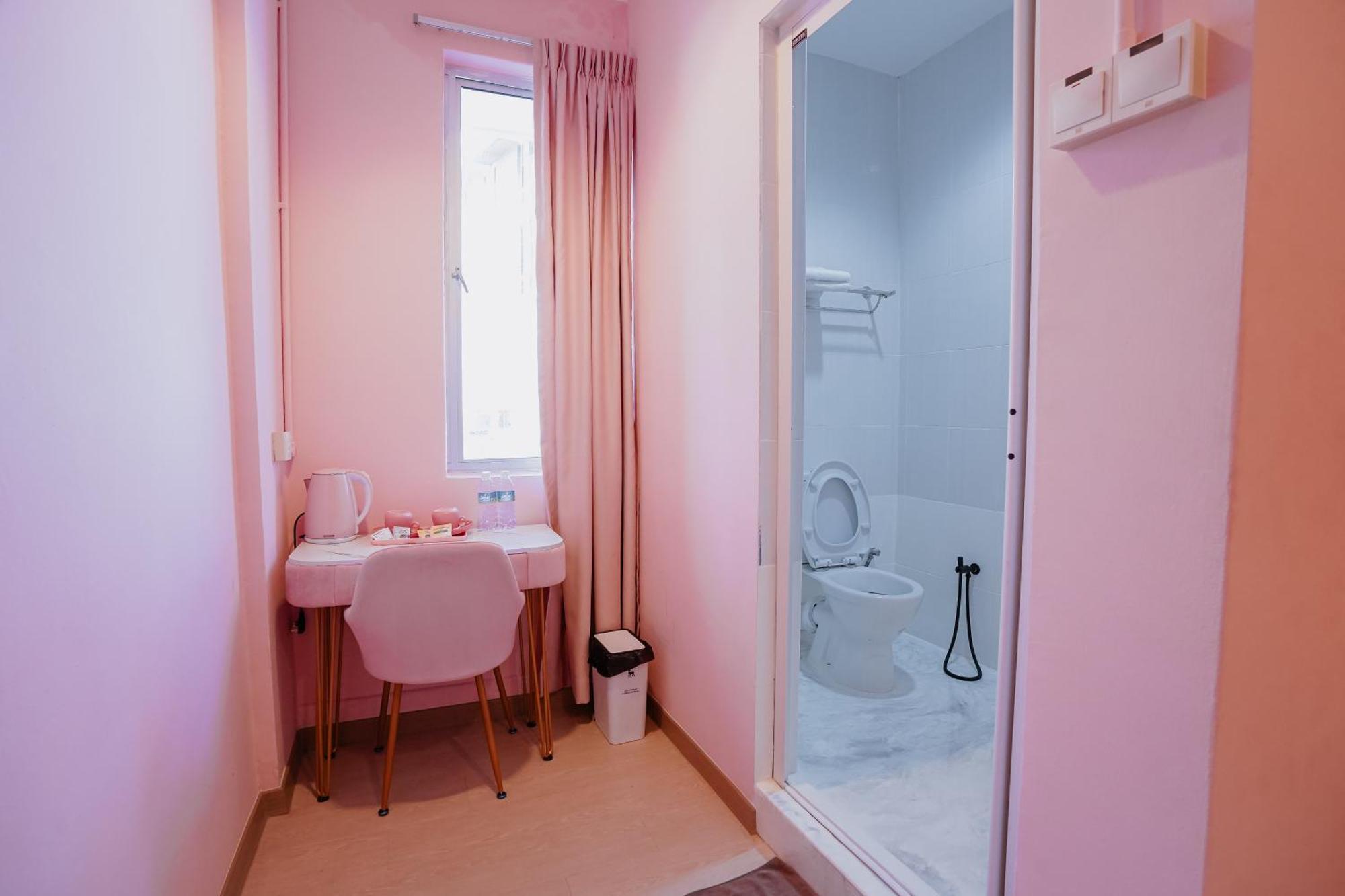 Hostel Pink *