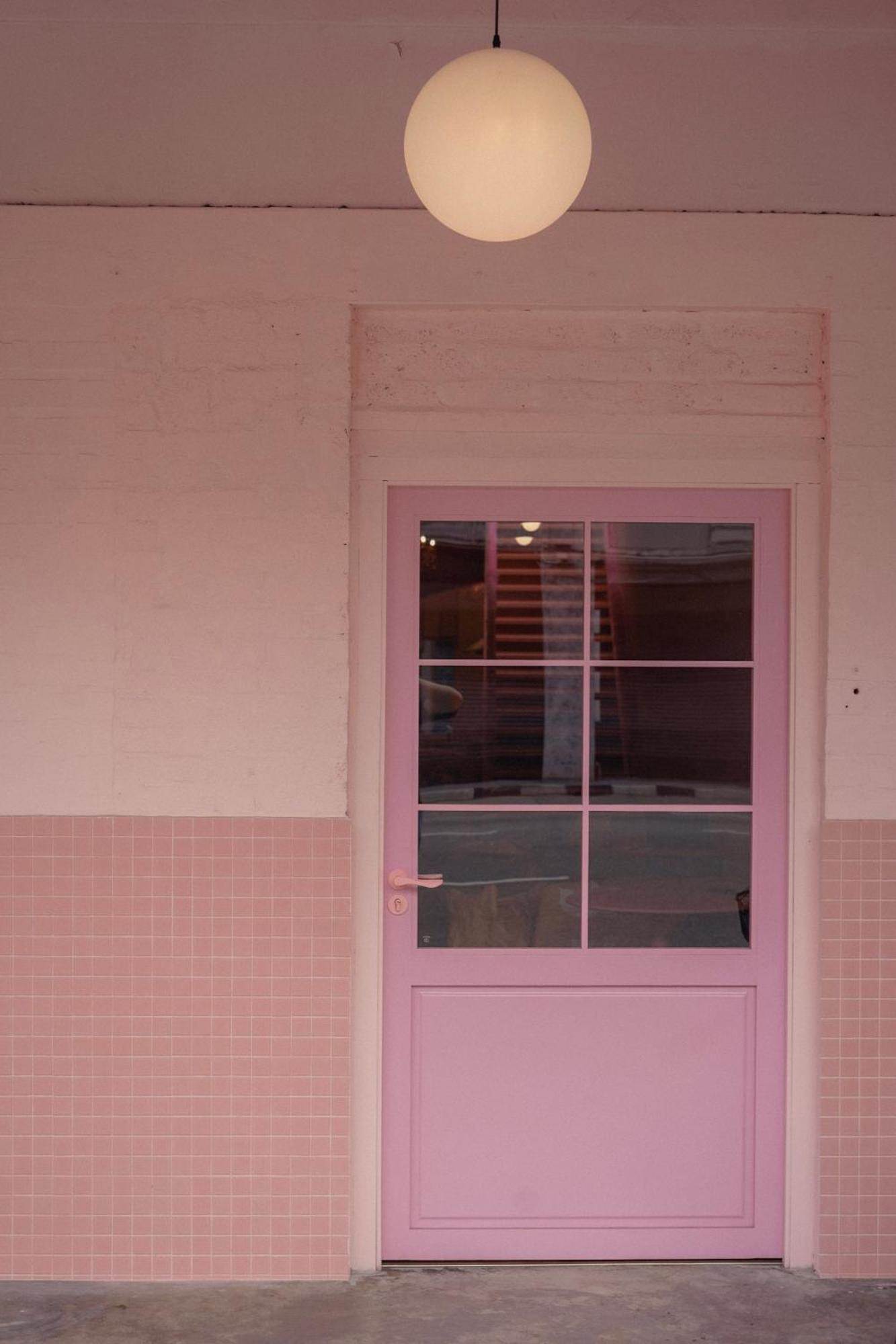 Pink George Town